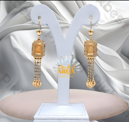 حلق مطلي ذهب تصميم مميز مطابق لذهب عيار 21