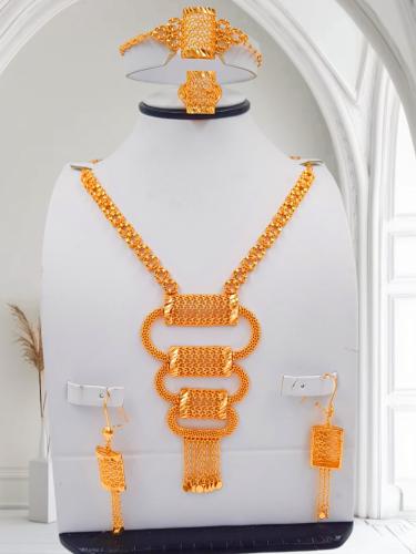 عقد الهبه المميز في تصميه تصميم فخم مطليه ذهب عيار...