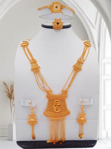 عقد الهبه المميز في تصميه تصميم فخم مطليه ذهب عيار...