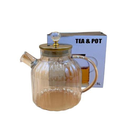 إبريق زجاج عسلي بغطاء ذهبي سعة 1.5 لتر