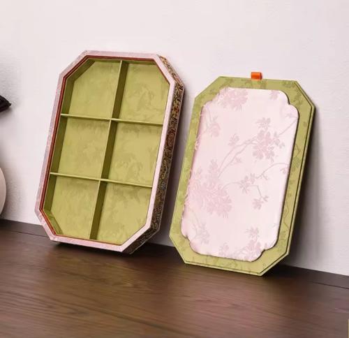 Jewelry box-large
