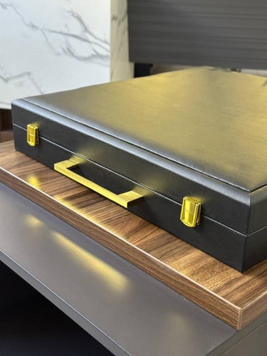 صندوق تخزين جلد للسبح