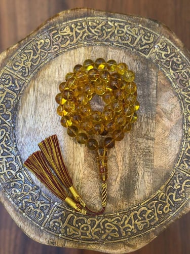 سبحة كهرمان طبيعي حشري