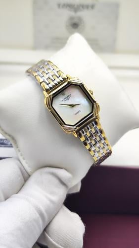 ساعة لونجين نسائي كرت الماركة وعلبة وكامل الملحقات