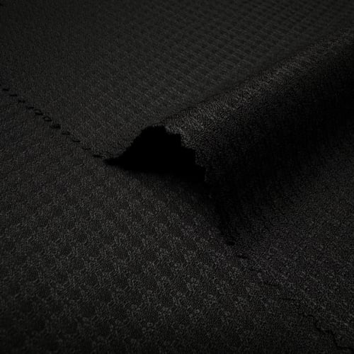 نقشة السيف - شتوي بتصميم مستوحى من التراث السعودي