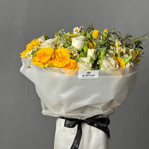 بوكيه ورد طبيعي ملون اصفر