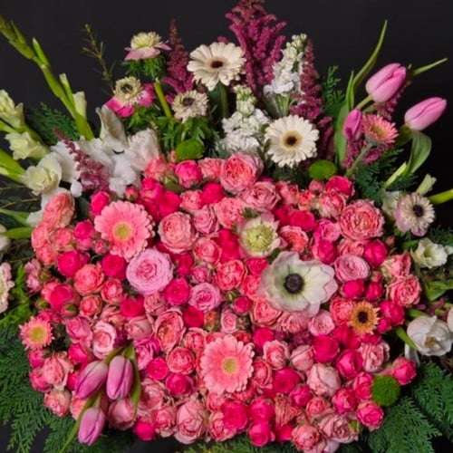 فازة ورد طبيعي