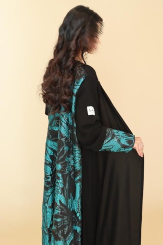 عباية تركواز