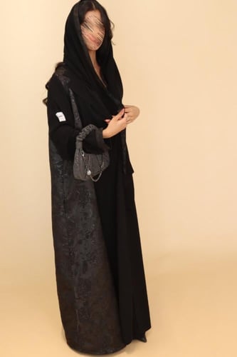 عباية الورد