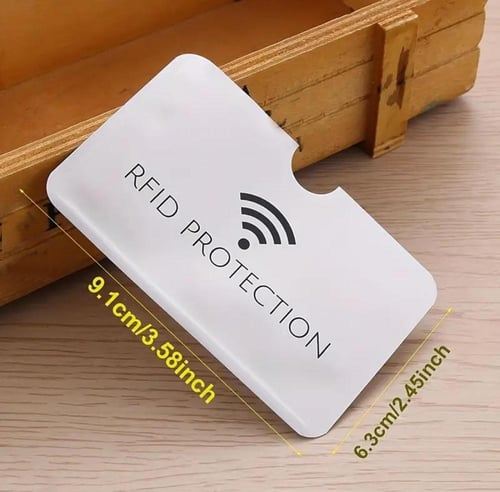 حافظة حماية البطاقات البنكية من السرقة لون أبيض
