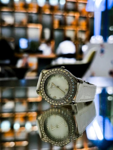 ساعة - OASIS Mother of pearl