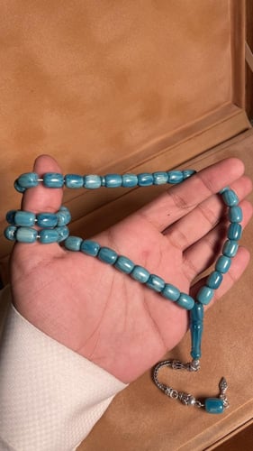 تيفاني معرّق