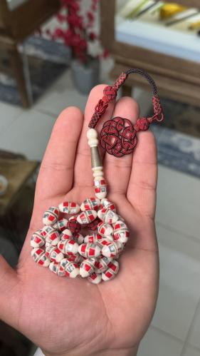 عظم منقوش