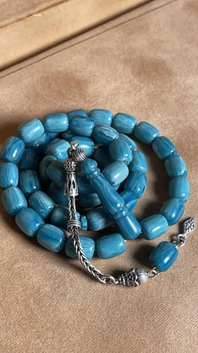 تيفاني معرّق