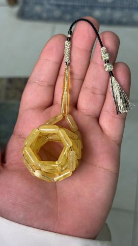 مسباح ملطخ كهرمان طبيعي سنوبري