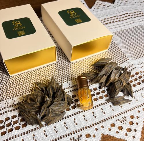 اوقيتين عود تايقر فيتنامي + دهن سويت بودري مجانا