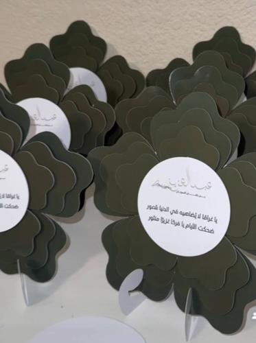Table card rose