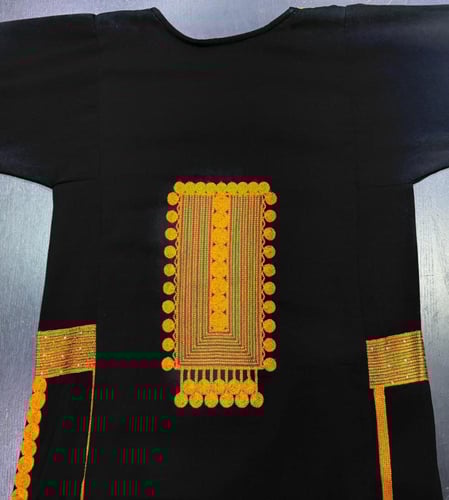 جلابيه عسيري كريب ملكي فاخر لون اسود تطريز ذهبي