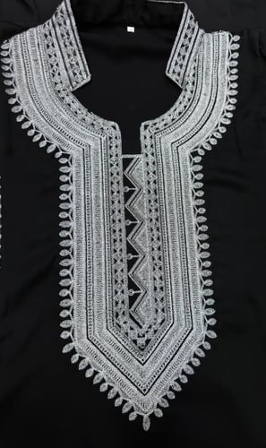 جلابيه عسيري ياقه تطريز فضي ملكي بدون سروال