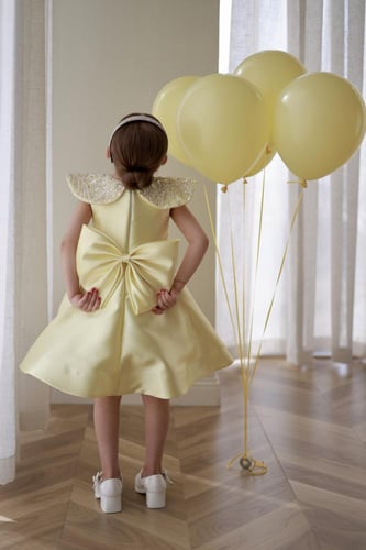 فستان ليموني بقصه كلوش