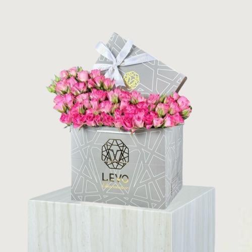 ورد وشوكولاتة