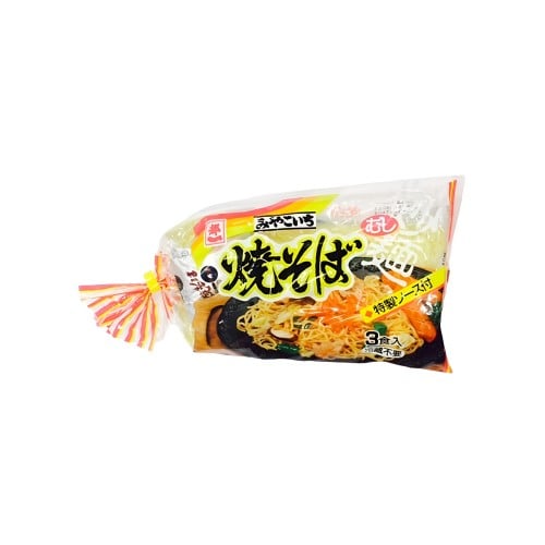 معكرونة الياكيسوبا الطازجة