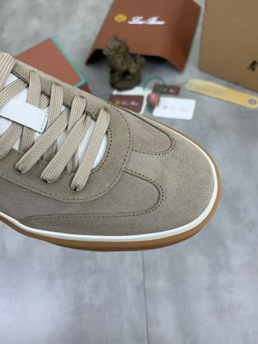 حذاء رجالي ماركة ‏Loro piana