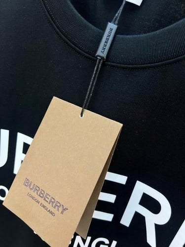 تي شيرت ماركة Burberry