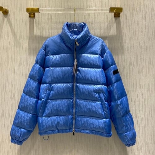 جاكيت ماركة Dior