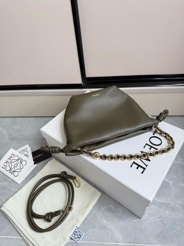 حقيبة نسائية ماركة Loewe