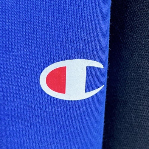 طقم اطفال ماركة champion