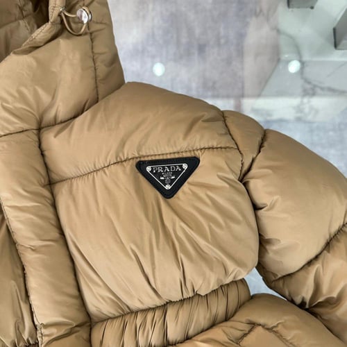 جاكيت اطفال ماركة Prada