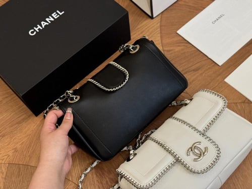 شنطة نسائية ماركة ‏Chanel