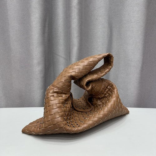 شنطه نسائية ماركة Bottega Veneta