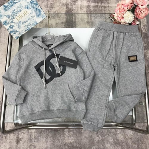 طقم اطفال ماركة D&G