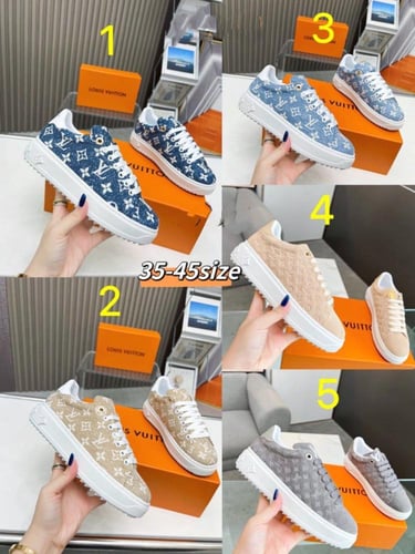 حذاء ماركة LV