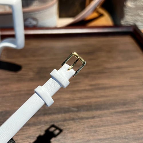 ساعة نسائية ماركة Boucheron