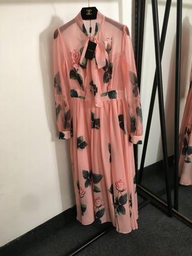 فستان ماركة D&G