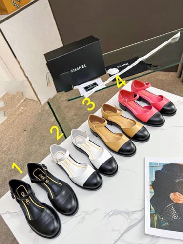 حذاء نسائي ماركة ‏Chanel
