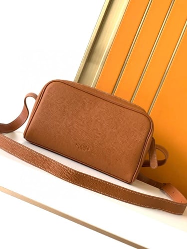 شنطه ماركة Hermès