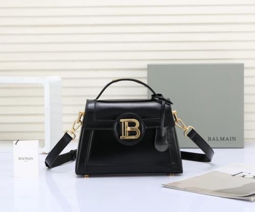شنطة نسائية ماركة ‏Balmain
