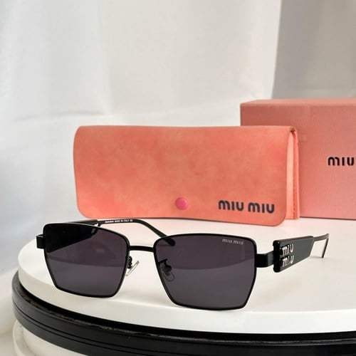 نظاره ماركة ‏Miumiu