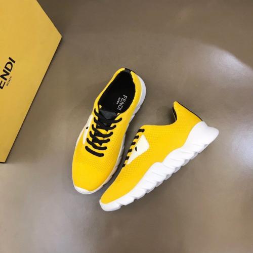 حذاء رجالي ماركة Fendi