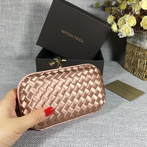 شنطه نسائية ماركة Bottega Veneta