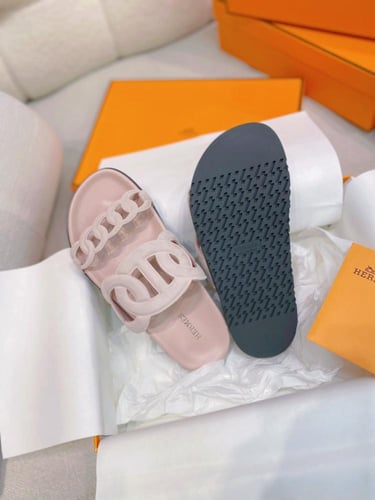 حذاء نسائي ماركة Hermès