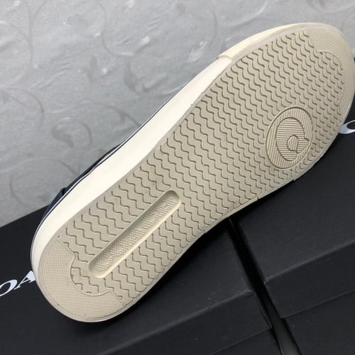 حذاء رجالي ماركة ‏Coach