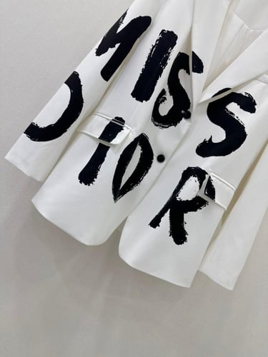 جاكيت نسائي ماركة Dior
