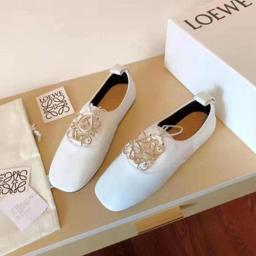 حذاء نسائي ماركة ‏Loewe