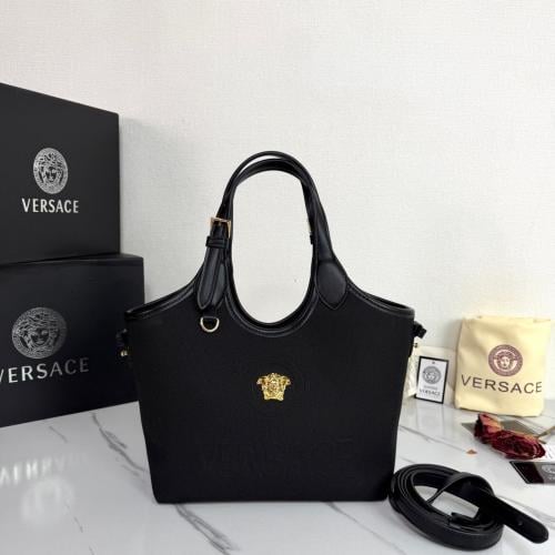 شنطه نسائية ماركة Versace