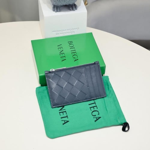 كارد ماركة Bottega Veneta